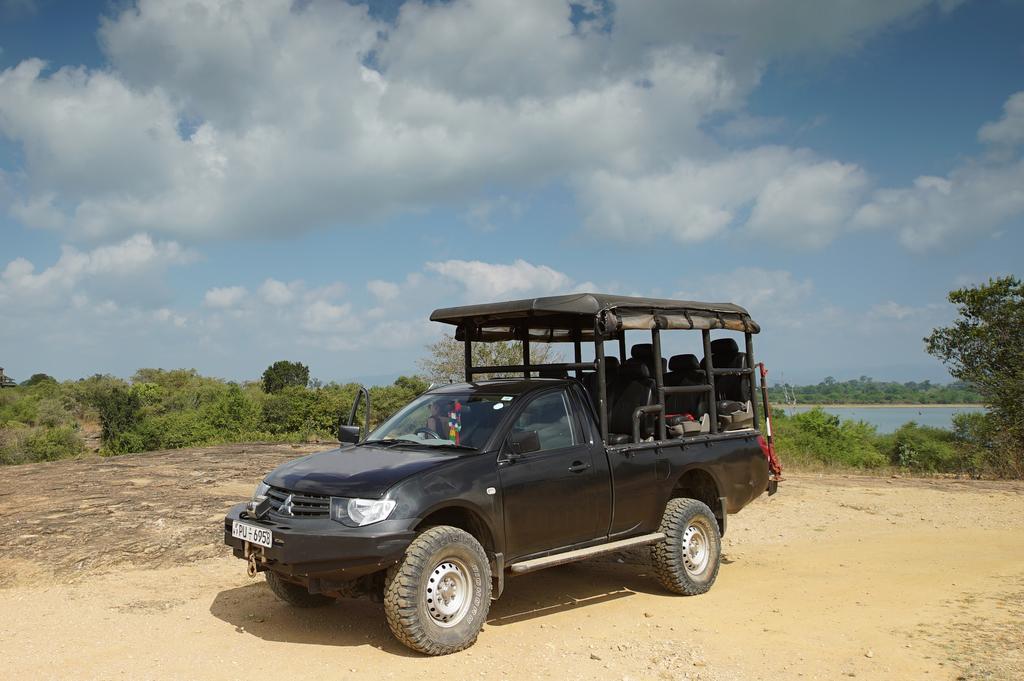 Big Game Udawalawe - By Eco Team Hotel Exterior foto
